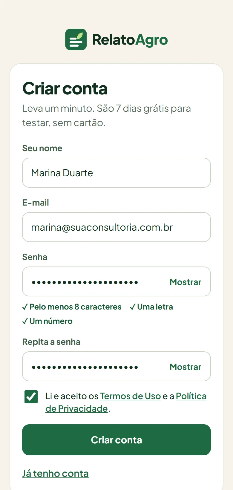 Tela de criar conta, com nome, e-mail, senha e aceite dos termos